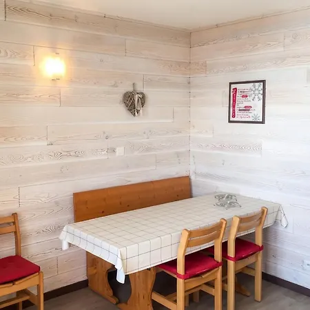 Confortable A 34 M² Avec Balcon Apartment *